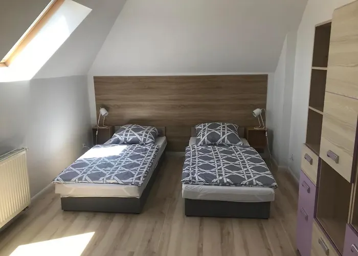 Blizniak I Prázdninový dům